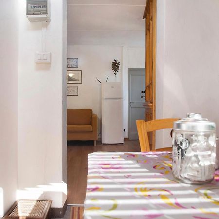 Apartamento La Vecchia Torre Porto Valtravaglia Exterior foto